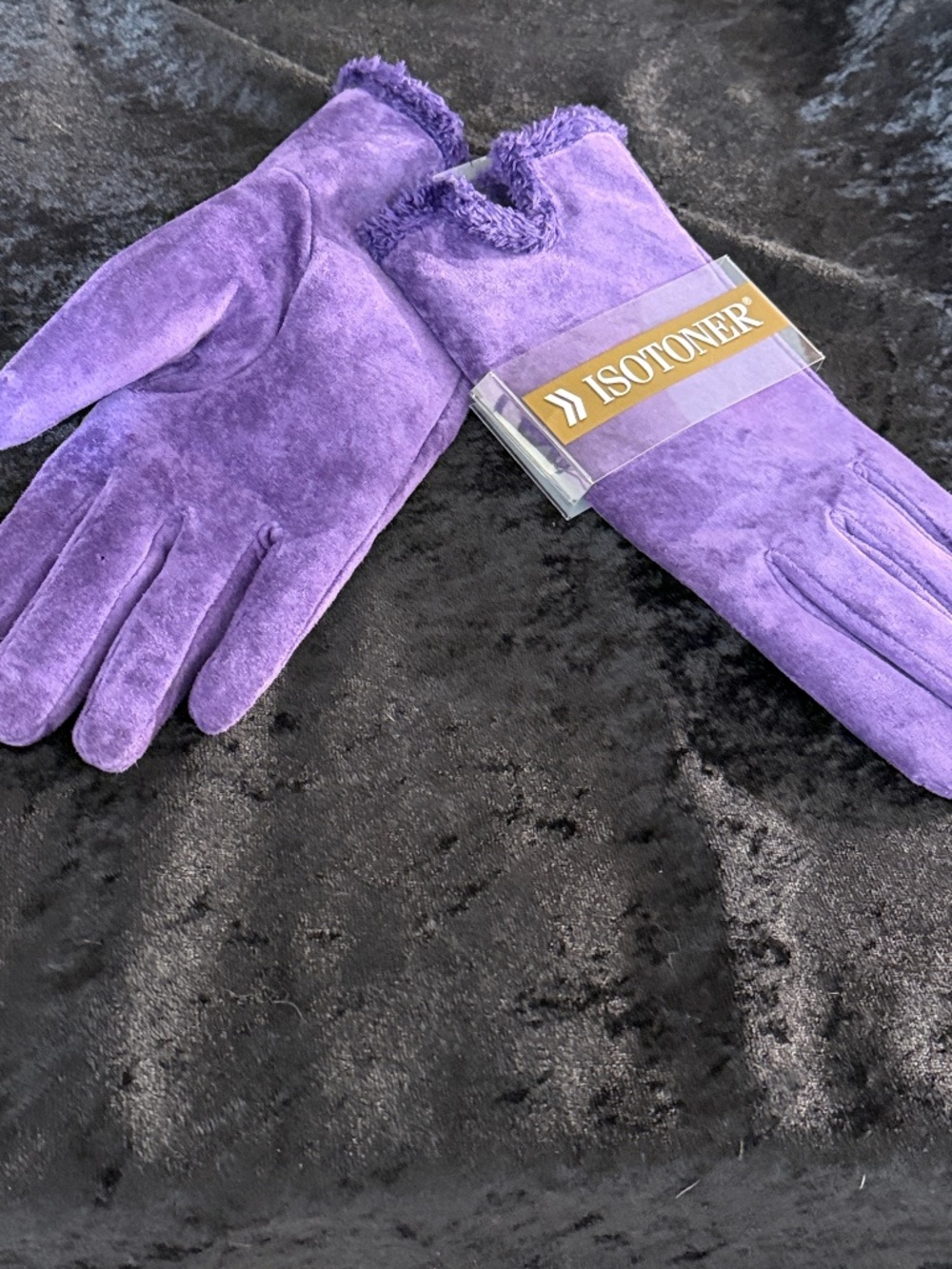 Isotoner Women’s Purple Leather Gloves Faux Fur Trim NWT